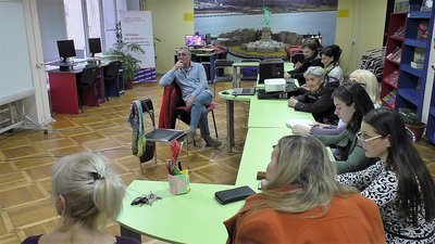 "Не бійтеся говорити". У Кропивницькому француз безплатно навчатиме французької мови "Не бійтеся говорити". У Кропивницькому француз безплатно навчатиме французької мови
