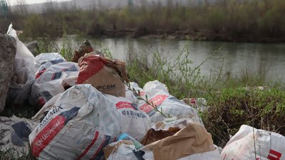 Стихійне сміттєзвалище, порушники, прибережна зона, Івано-Франківщина