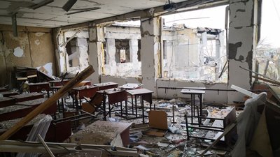 Незламна жінка: як Оксана Гнедько відновлює постраждалі села Миколаївщини під час війни Незламна жінка: як Оксана Гнедько відновлює постраждалі села Миколаївщини під час війни