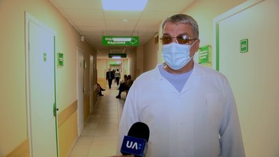 У Житомирському обласному онкодиспансері встановили нове лабораторне обладнання У Житомирському обласному онкодиспансері встановили нове лабораторне обладнання