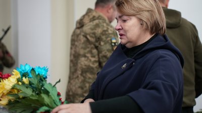 "Всі кулі взяв на себе". У Лебедині на Сумщині попрощались із міським головою Олександром Бакликовим "Всі кулі взяв на себе". У Лебедині на Сумщині попрощались із міським головою Олександром Бакликовим