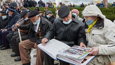 На Харківщині у День перемоги запустили в небо літак На Харківщині у День перемоги запустили в небо літак