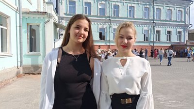 Для житомирських школярів пролунав останній шкільний дзвінок Для житомирських школярів пролунав останній шкільний дзвінок