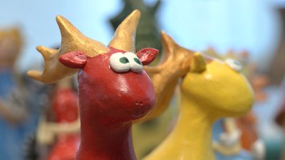 Головне – настрій: черкаська майстриня з глини створює казкових істот