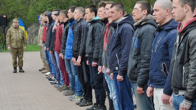15 червня призовників почнуть відправляти до Збройних сил України