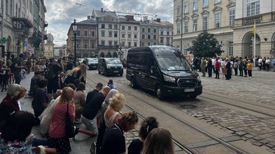 Прощання з військовими у Львові