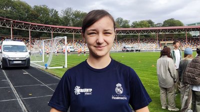 Юлія Жаровська, футболістка соціально-спортивної школи фонду "Реал Мадрид" з Тернополя Юлія Жаровська, футболістка соціально-спортивної школи фонду "Реал Мадрид" з Тернополя