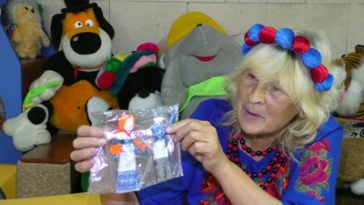 Ляльки з текстилю: майстриня з Херсонщини виготовляє різдвяних янголів Ляльки з текстилю: майстриня з Херсонщини виготовляє різдвяних янголів