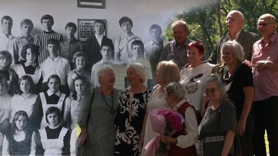 Зустріч випускників через 50 років після закінчення школи у Чернігові
