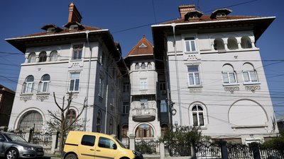 Музичний салон, маєток лікаря та місце публічних страт. Історії трьох будинків із кварталу вілл у Чернівцях Музичний салон, маєток лікаря та місце публічних страт. Історії трьох будинків із кварталу вілл у Чернівцях