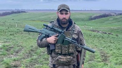 На Чернігівщині попрощалися з двома сержантами — Олександром Руденком та Дмитром Дмитренком На Чернігівщині попрощалися з двома сержантами — Олександром Руденком та Дмитром Дмитренком