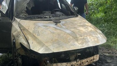 Авто, підпал, суд, прокуратура, мати, син