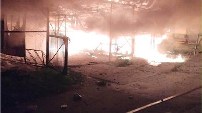 Пошкоджене харчове підприємство: російські війська атакували Новгород-Сіверський