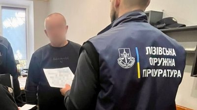 Прокуратура оголошує підозру жителю Лозової у замаху на вбивство