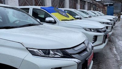 У Прилуках купили 16 пікапів для ЗСУ за гроші з міського бюджету