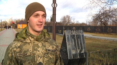 У селі Базар на Житомирщині відтворили події бою між армією УНР та більшовиками У селі Базар на Житомирщині відтворили події бою між армією УНР та більшовиками