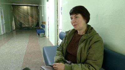 Пацієнтка сімейного лікаря Миколи Глущенка, який працює в Мені на Чернігівщині, виїхавши з окупованого Бердянська Пацієнтка сімейного лікаря Миколи Глущенка, який працює в Мені на Чернігівщині, виїхавши з окупованого Бердянська