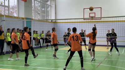Футбол, команди, спорт