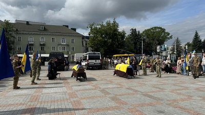 Прощання у Рівному