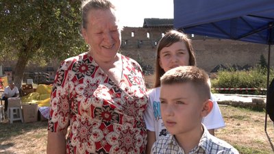 У Луцьку понад пів тисячі першокласників отримали наплічники зі шкільним приладдям У Луцьку понад пів тисячі першокласників отримали наплічники зі шкільним приладдям