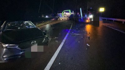 На трасі Київ-Чоп внаслідок ДТП ускладнений рух транспорту На трасі Київ-Чоп внаслідок ДТП ускладнений рух транспорту