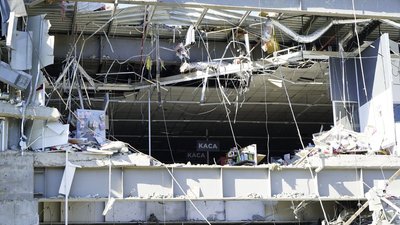 Російська ракета зруйнувала супермаркет у Харкові: фото