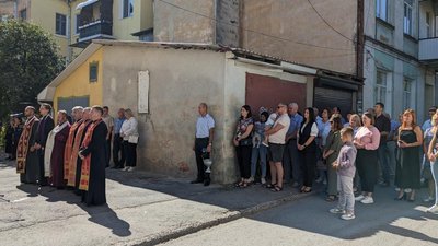 Учасники заходу в Теребовлі вшанували пам'ять патріотів, які загинули від рук НКВС Учасники заходу в Теребовлі вшанували пам'ять патріотів, які загинули від рук НКВС