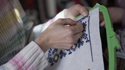 У Вінниці проводять безкоштовні заняття з вишивки У Вінниці проводять безкоштовні заняття з вишивки