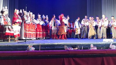 Театралізований концерт «У тихім раї на землі» розпочався в Ужгороді