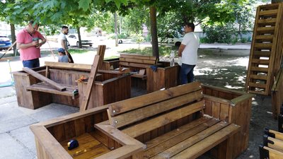 Фестиваль "Yard Fest" влаштували для себе жителі мікрорайону Намив у Миколаєві Фестиваль "Yard Fest" влаштували для себе жителі мікрорайону Намив у Миколаєві