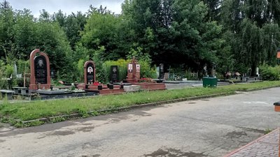 Кладовище "Шаровечка". На цьому місці будуватимуть склеп сімейного типу.
