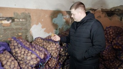 Агроном Євген Капелюшний