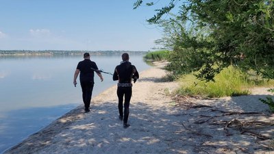 Миколаївські пляжі обстежують піротехніки