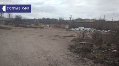 "Використані пробірки, маски та шприці". Під Сумами виявили звалище медичних відходів "Використані пробірки, маски та шприці". Під Сумами виявили звалище медичних відходів