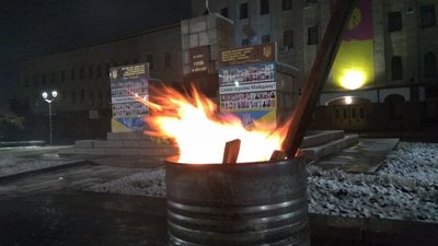 У Кропивницькому зібрались містяни, щоб вшанувати пам'ять про побитих на Майдані