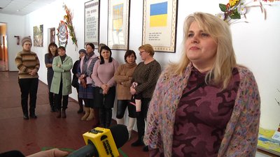 У Довбиській спеціальній школі-інтернаті на Житомирщині працівникам боргують зарплату У Довбиській спеціальній школі-інтернаті на Житомирщині працівникам боргують зарплату
