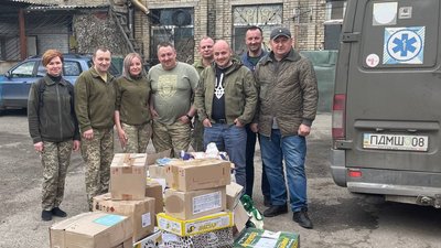 Волонтери Тернопільщини та Львівщини перед Великоднем передали допомогу на схід України