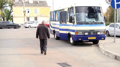 На автовокзалі у Житомирі водії возять лише пасажирів із сертифікатами про вакцинацію