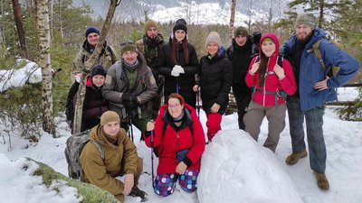 Гори, колектив, таборове життя, тренінгові вправи. Кропивницький психолог – про пси-туризм Гори, колектив, таборове життя, тренінгові вправи. Кропивницький психолог – про пси-туризм