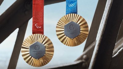 У олімпійських медалях використають метал з Ейфелевої вежі, щоб спортсмени могли привезти з собою частинку Парижа