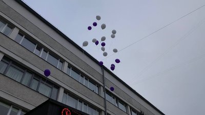 За традицією кількість кульок символізує кількість "ранніх пташок" За традицією кількість кульок символізує кількість "ранніх пташок"