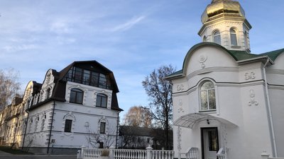 У Мгарському монастирі УПЦ на Полтавщині СБУ провело безпекові заходи: що відомо У Мгарському монастирі УПЦ на Полтавщині СБУ провело безпекові заходи: що відомо