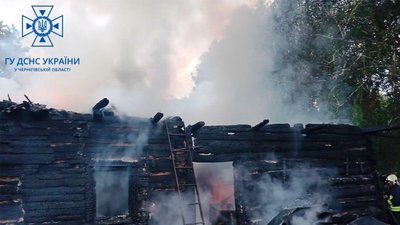 Будинок, який згорів у селі Малинівка Будинок, який згорів у селі Малинівка