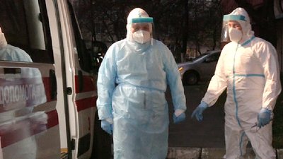 Скільки невакцинованих медиків і чиновників можуть відсторонити на Рівненщині. Відповідає ОДА
