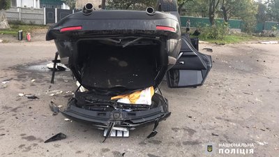 В'їхав у дерево: на Черкащині у ДТП загинув водій В'їхав у дерево: на Черкащині у ДТП загинув водій