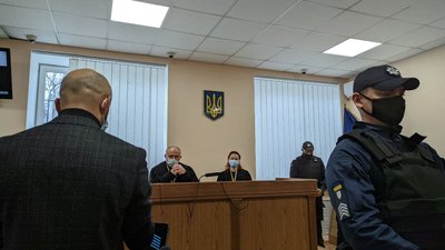 Справа про третій напад: Стерненка привезли до суду. Текстовий онлайн Справа про третій напад: Стерненка привезли до суду. Текстовий онлайн