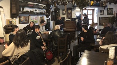 Вечір інтимної лірики провели в Ужгороді