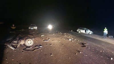 У зіткненні двох легковиків на окружній у Харкові загинув водій У зіткненні двох легковиків на окружній у Харкові загинув водій
