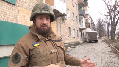 "Поки є можливість - будемо допомагати": запорізькі волонтери у Бахмуті "Поки є можливість - будемо допомагати": запорізькі волонтери у Бахмуті