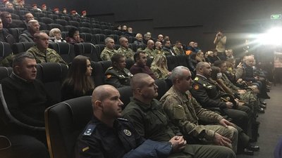 У Тернополі військовим і волонтерам вручили відзнаки У Тернополі військовим і волонтерам вручили відзнаки